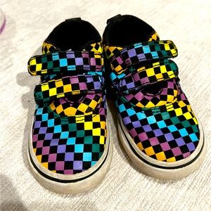 Toddler checkered Vans size 6